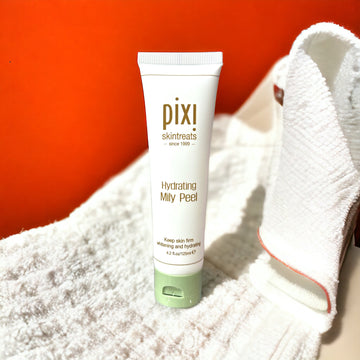 PIXI skintreats Hydrating Mily Peel